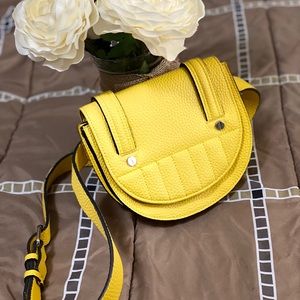 Danielle Nicole Yellow throw cross fanny pack